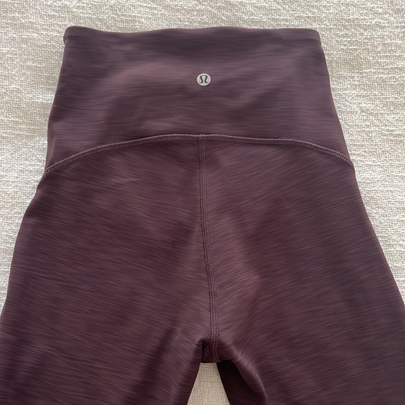 Lululemon Power Within Super High-Rise 28" in Heathered Black Currant - Size 4 - Picture 13 of 15